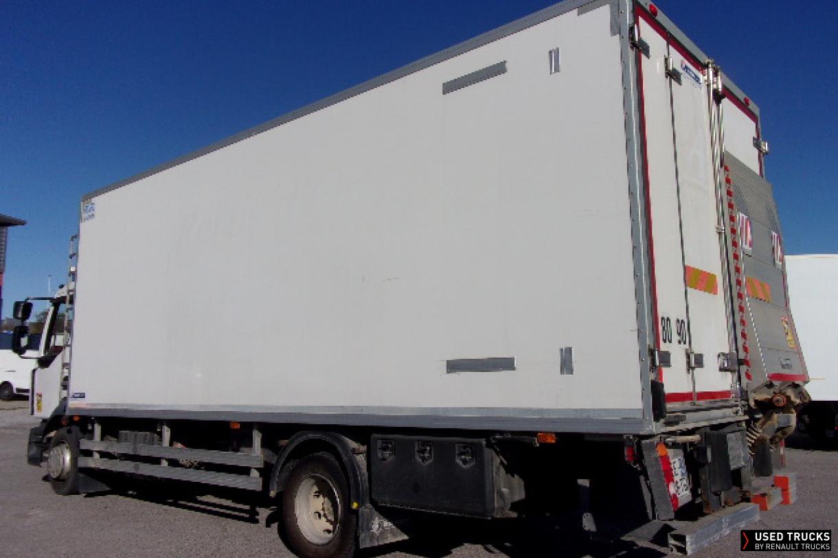 Renault Trucks D
                                            210