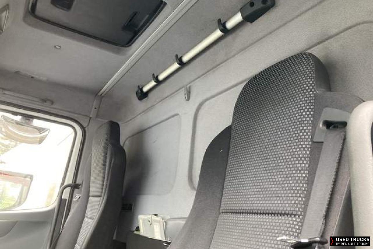 Mercedes-Benz Atego 180