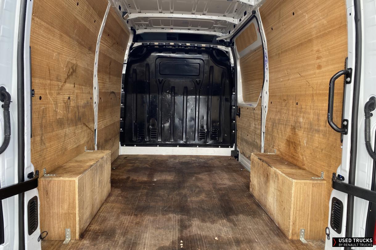 Renault Master 135