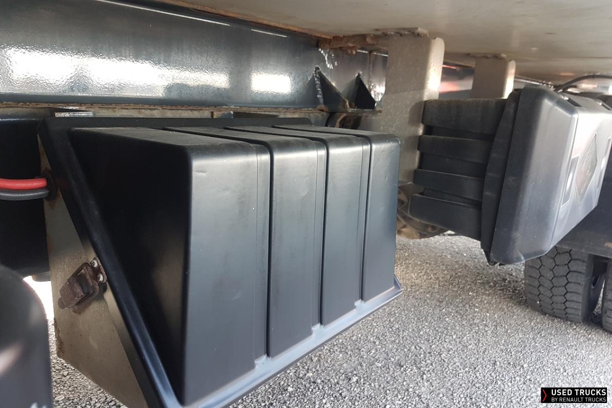 Renault Trucks D 210