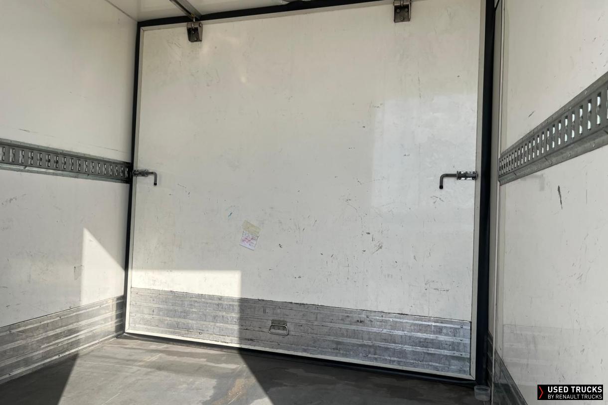 Renault Trucks Maxity 150