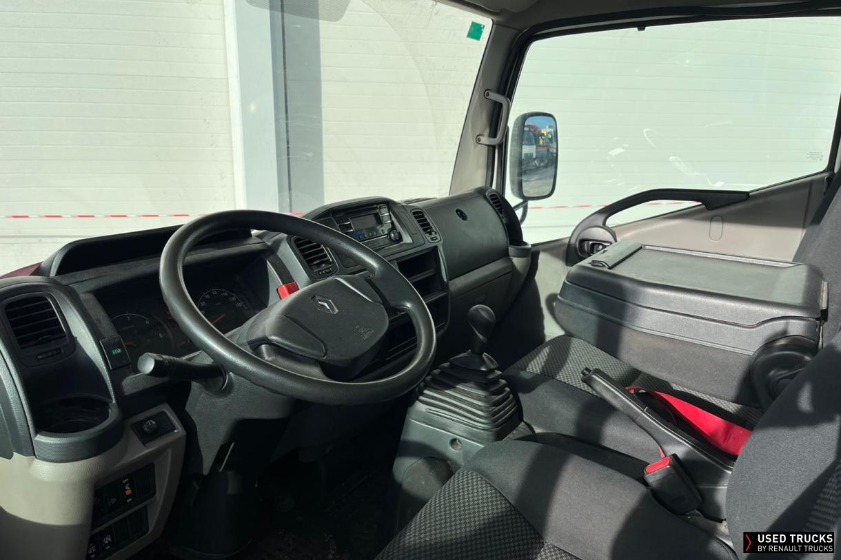 Renault Trucks Maxity 130