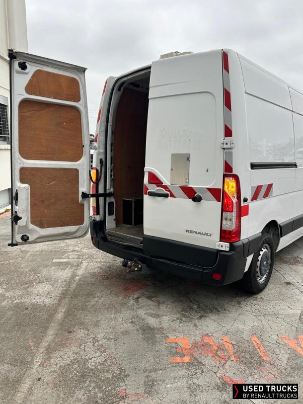 Renault Trucks Master 145