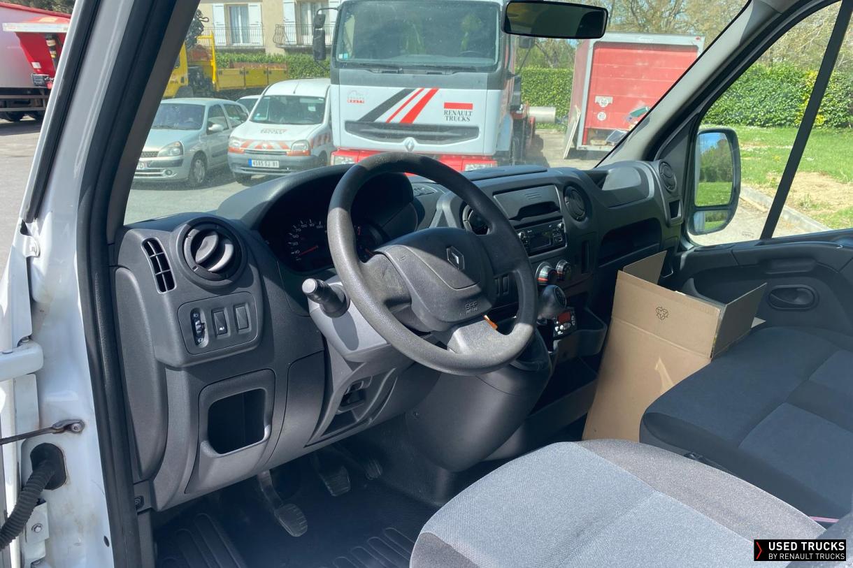 Renault Trucks Master 130