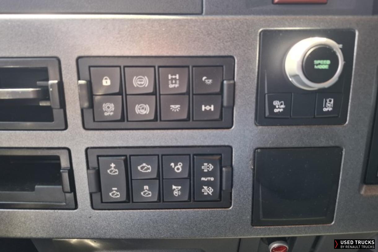 Renault Trucks T 440