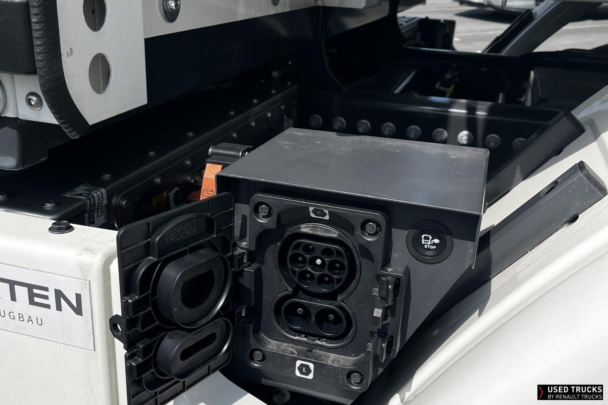 Renault Trucks D Wide 