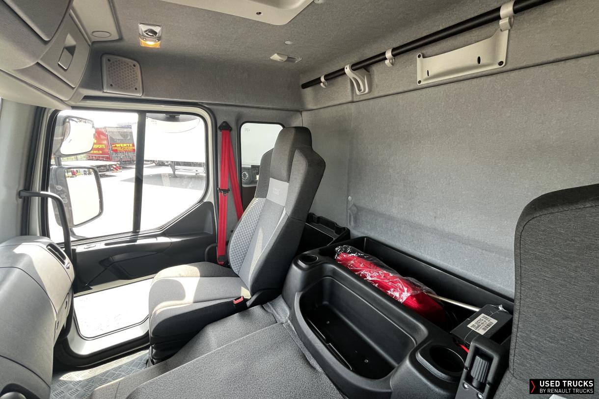 Renault Trucks D Wide 