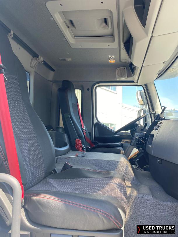 Renault Trucks D Wide 