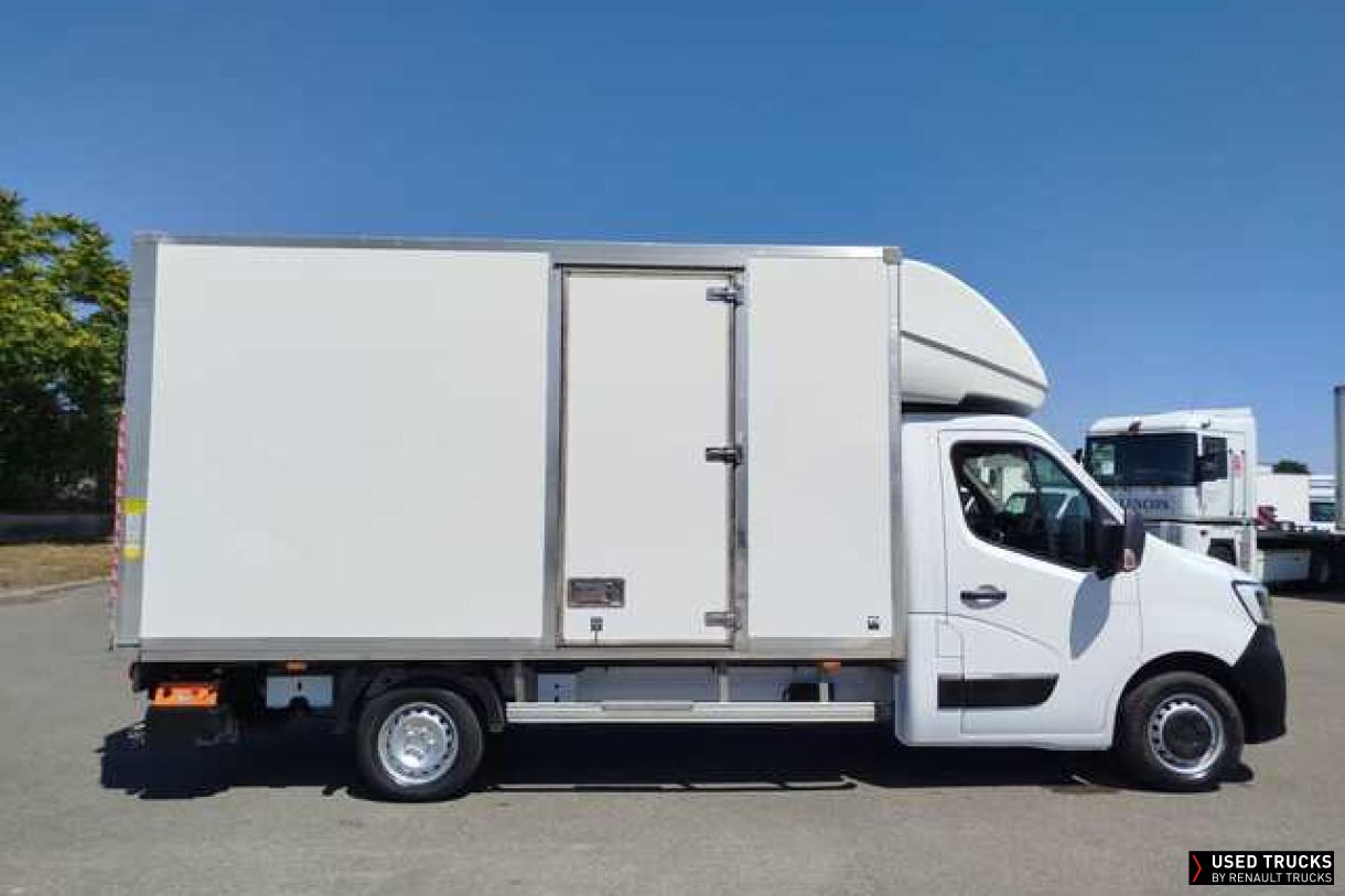 Renault Master 145