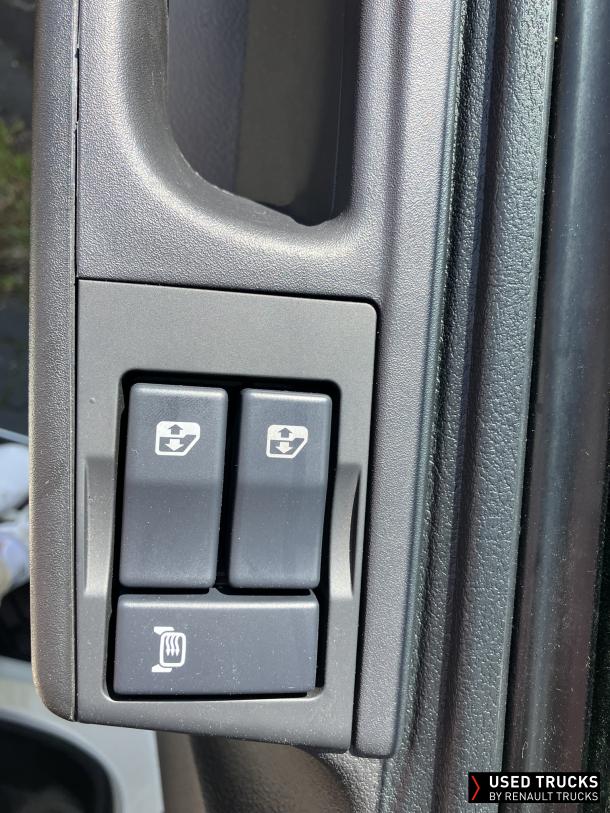 Renault Trucks D Wide 