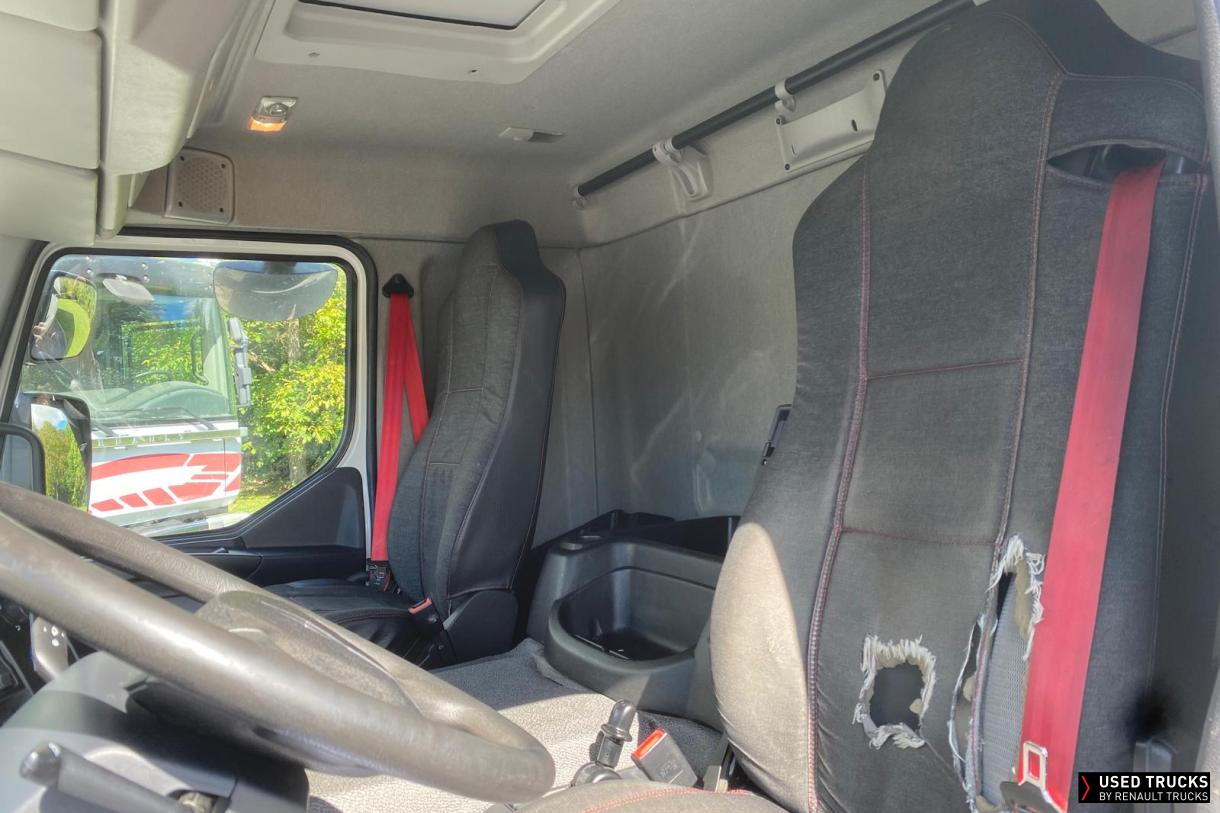 Renault Trucks D Wide 430