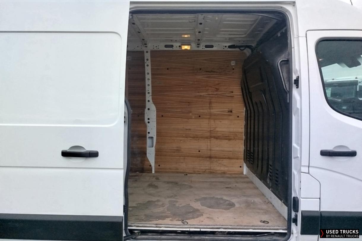 Renault Master 135