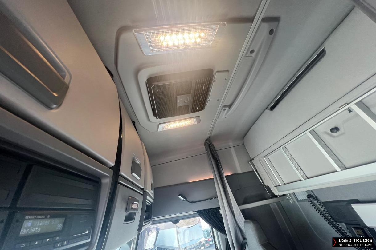 Renault Trucks T High 520