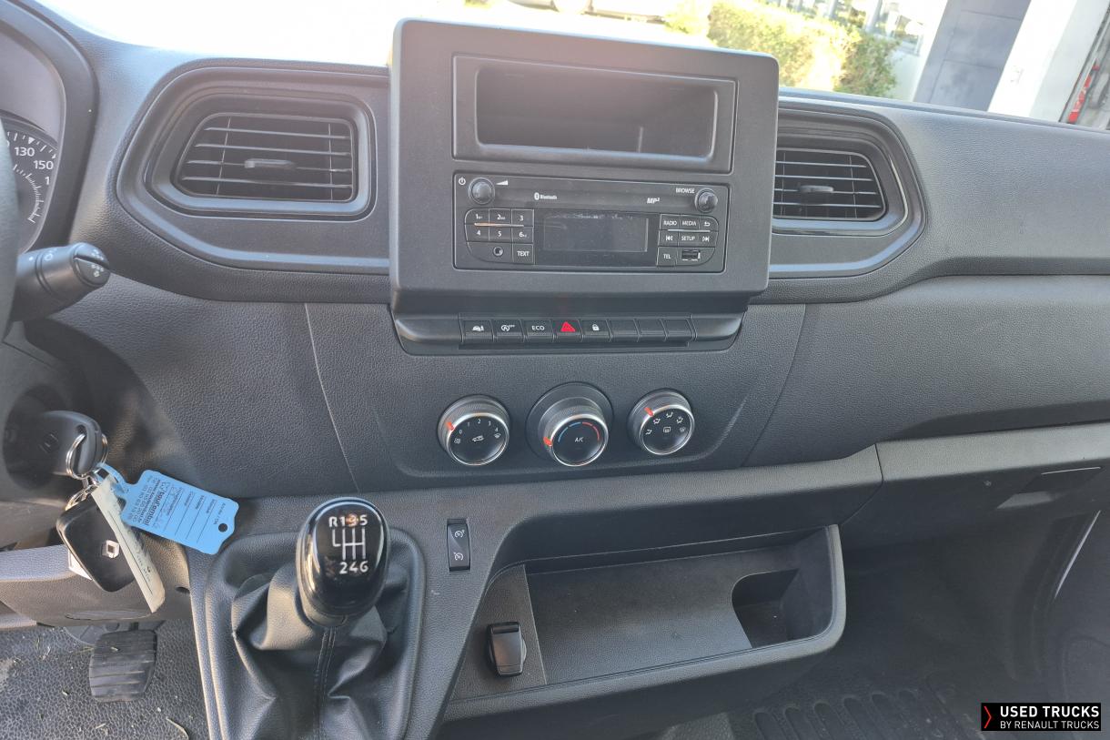 Renault Trucks Master 145