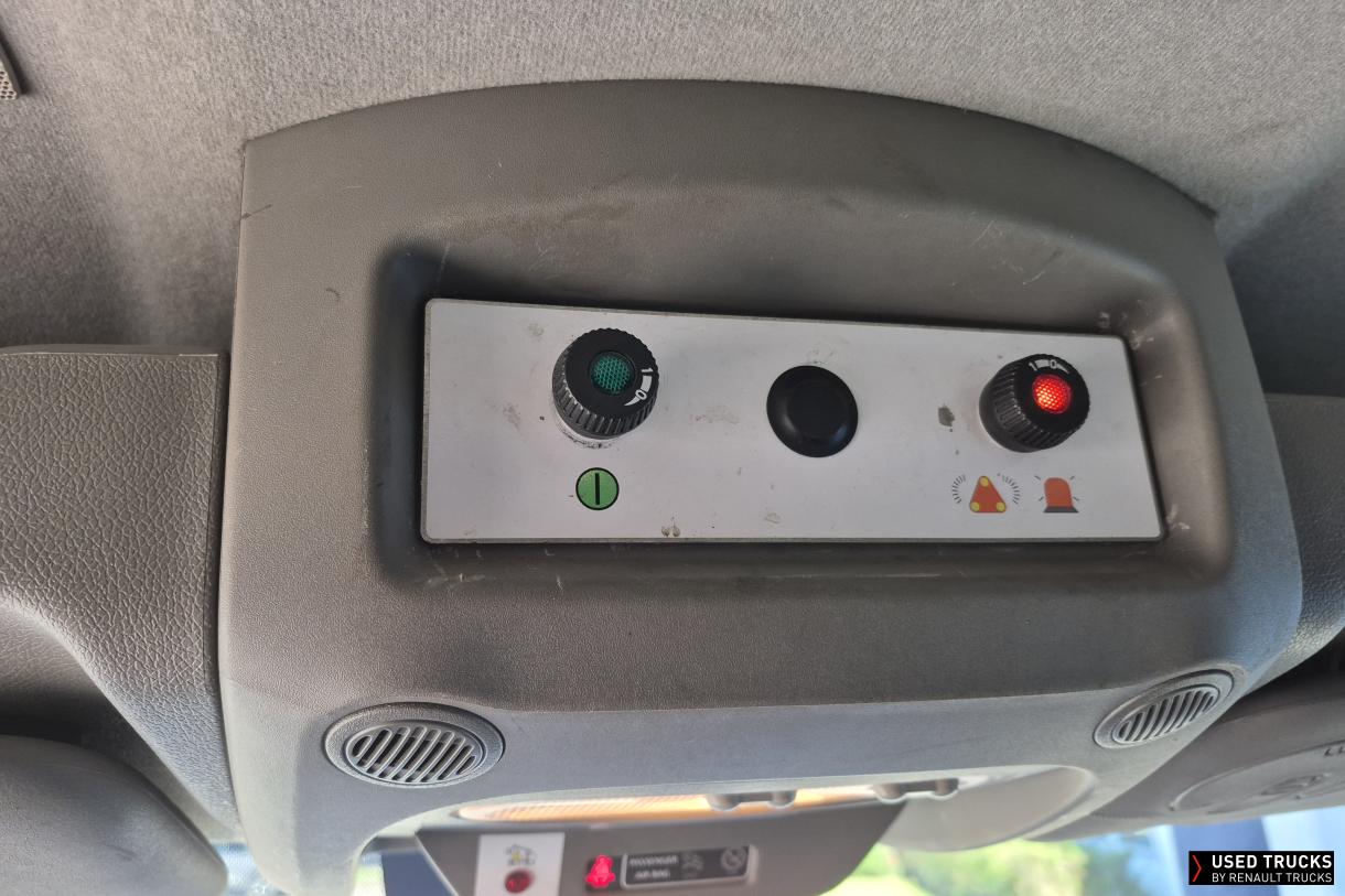 Renault Trucks Master 145
