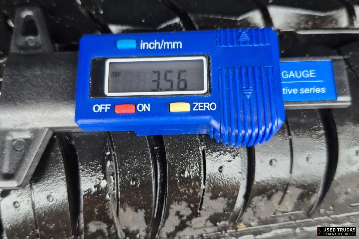 Renault Trucks Master 135