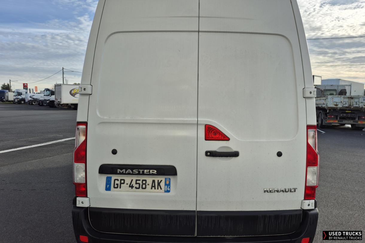 Renault Master 135