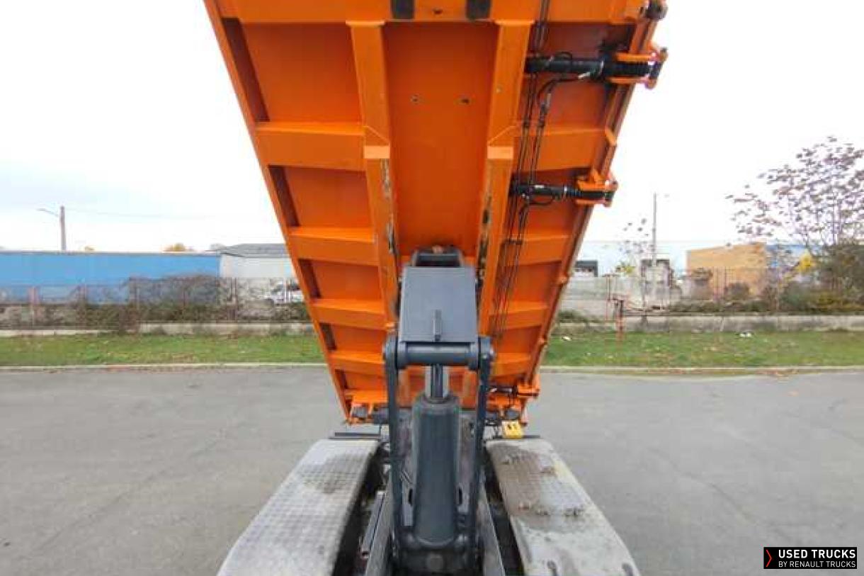 Renault Trucks K 440