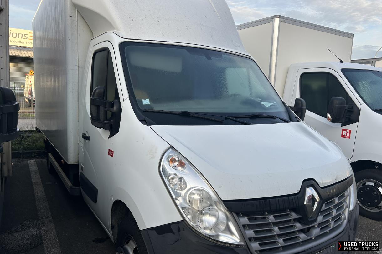 Renault Trucks Master 135