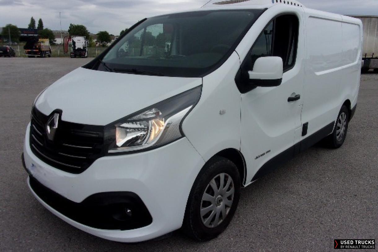 Renault Trucks Trafic 145