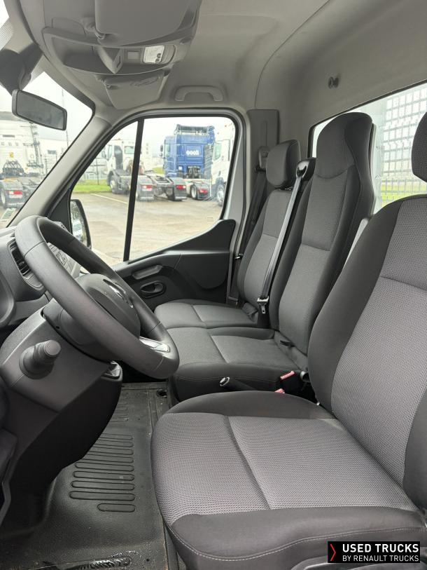 Renault Trucks Master 145