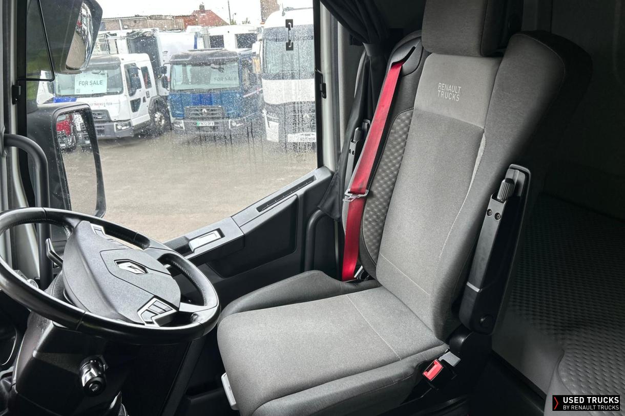 Renault Trucks T High 