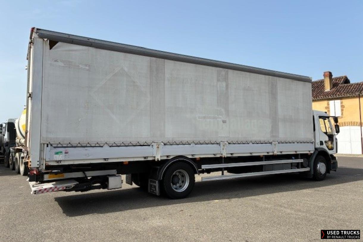 Renault Trucks Premium Distribution 320