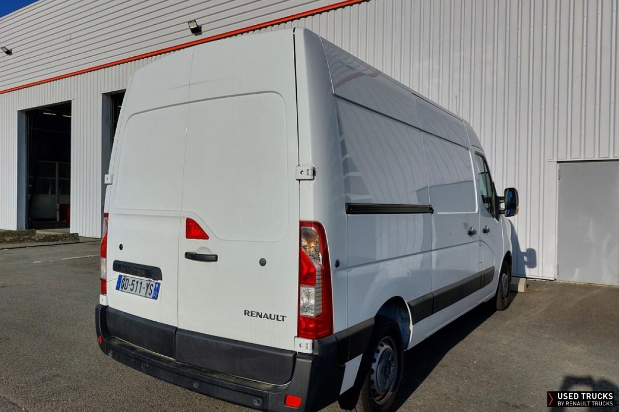 Renault Master 130