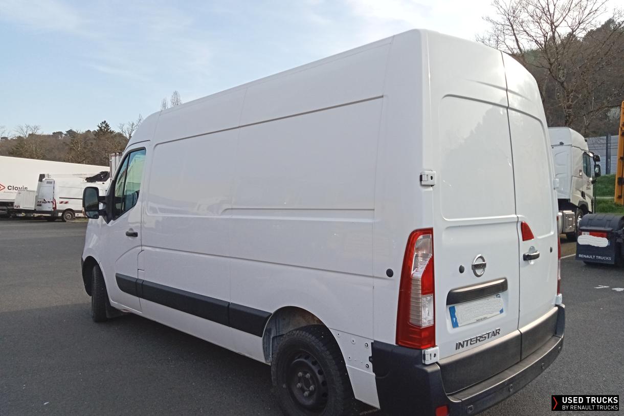 Nissan Interstar 150