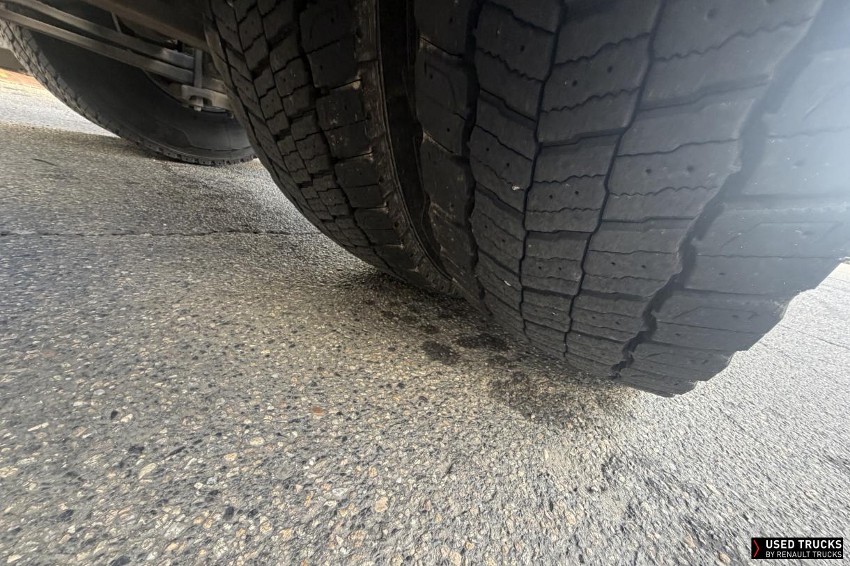 Renault Trucks T 440