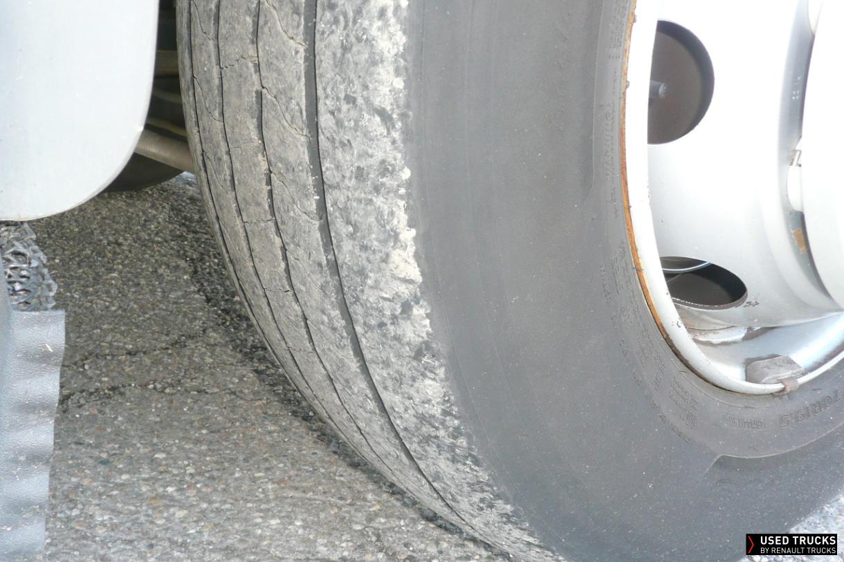 Renault Trucks D 210