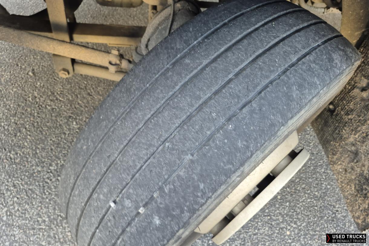 Renault Trucks D 210