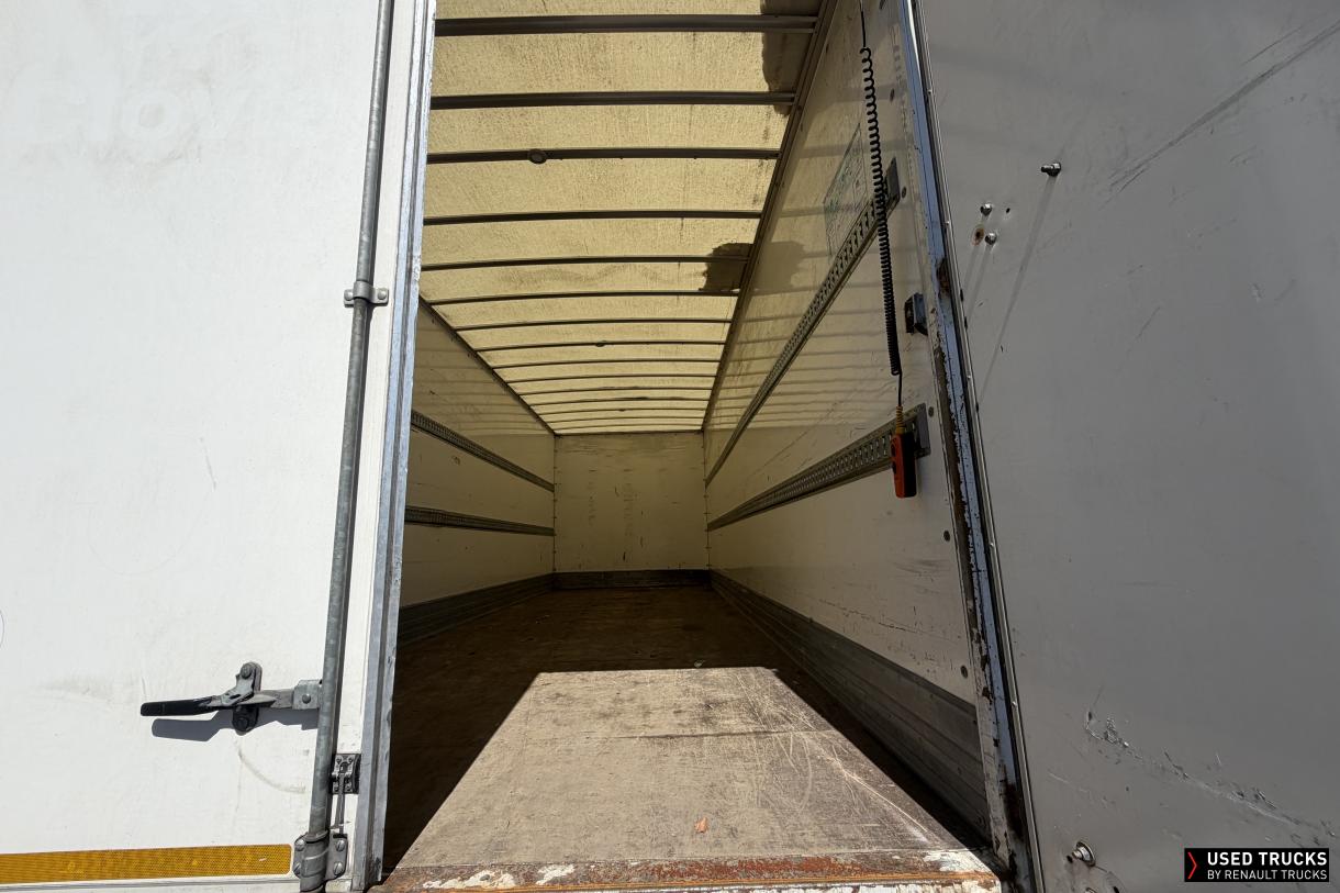 Renault Trucks D 240