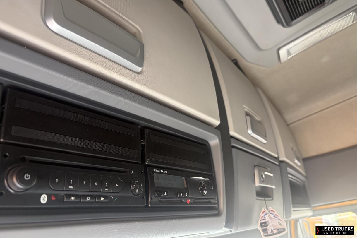 Renault Trucks T High 520