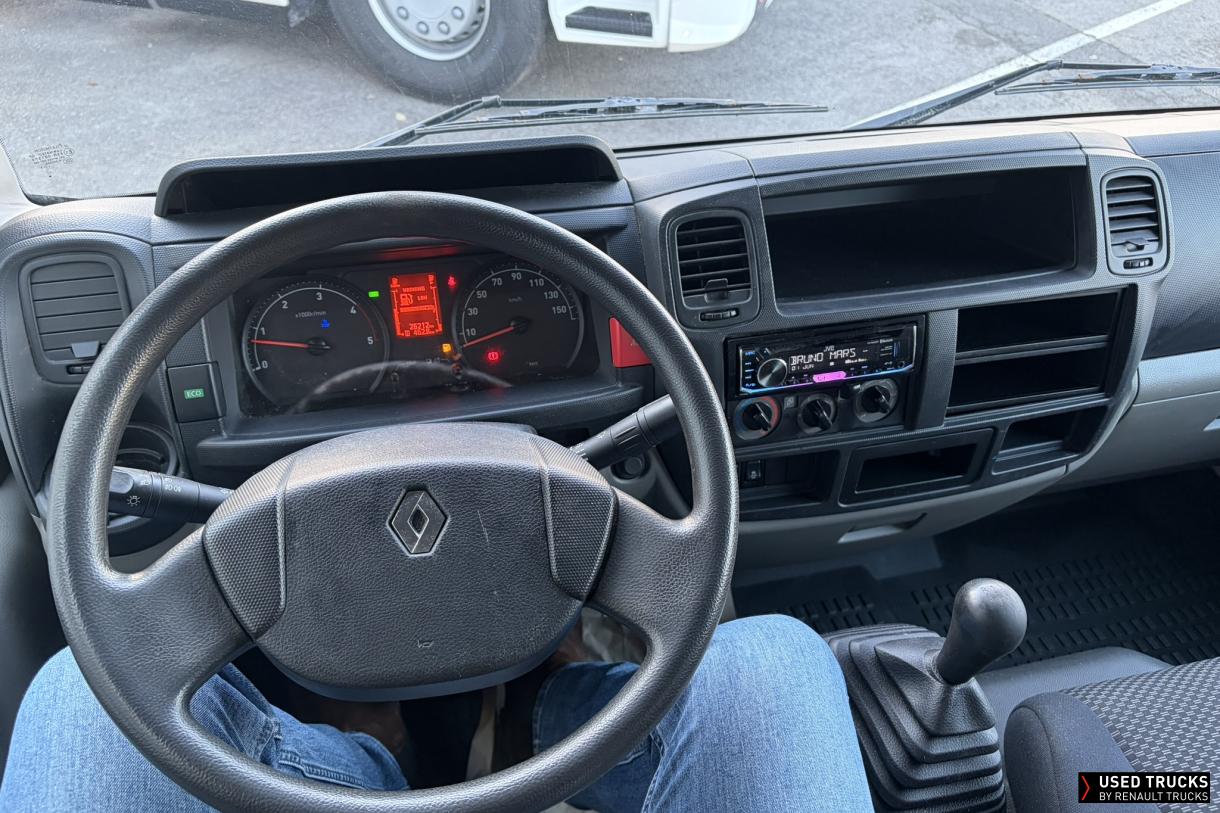Renault Trucks Maxity 130