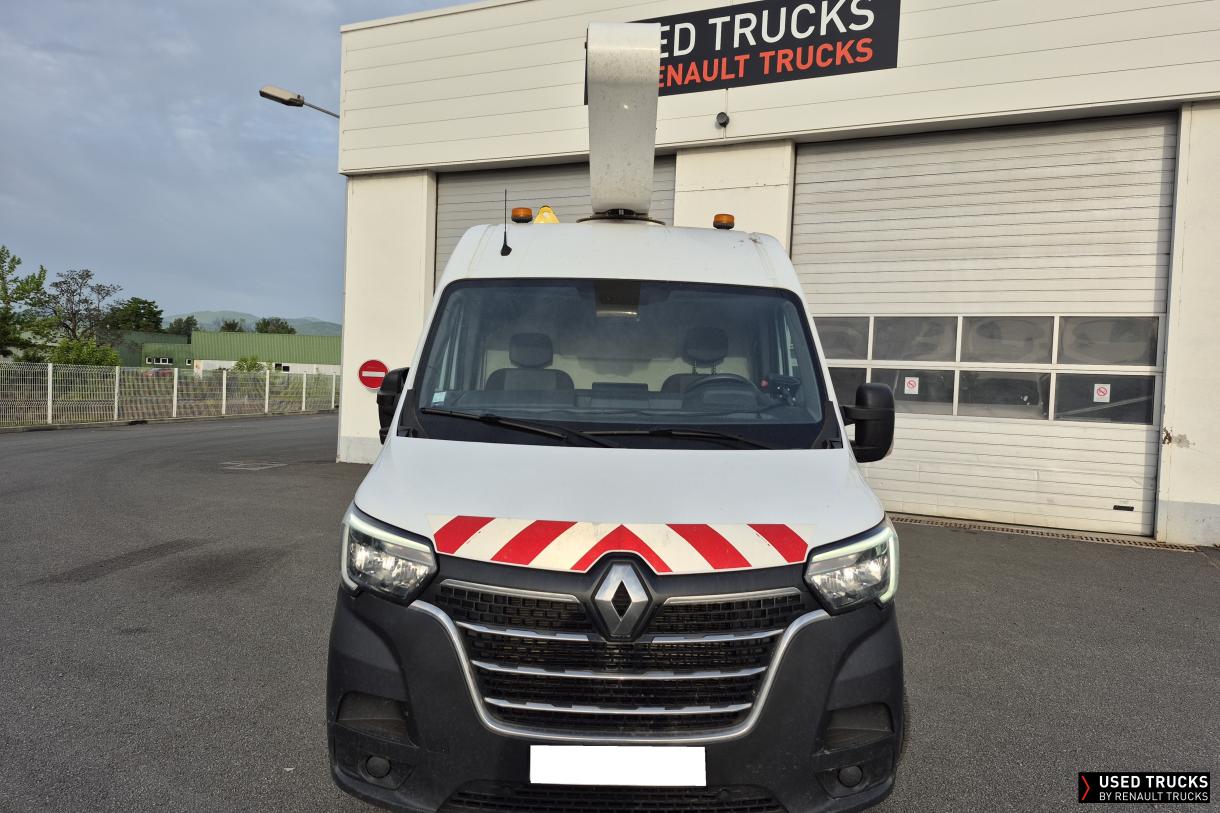 Renault Trucks Master 145