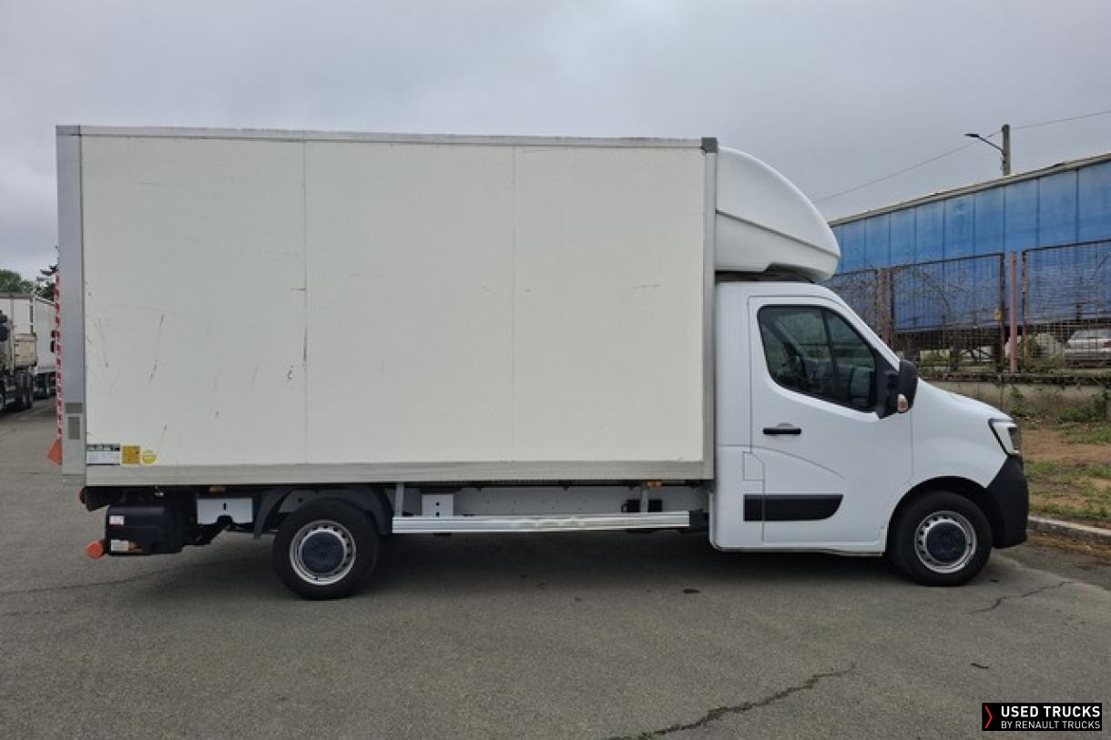 Renault Master 145