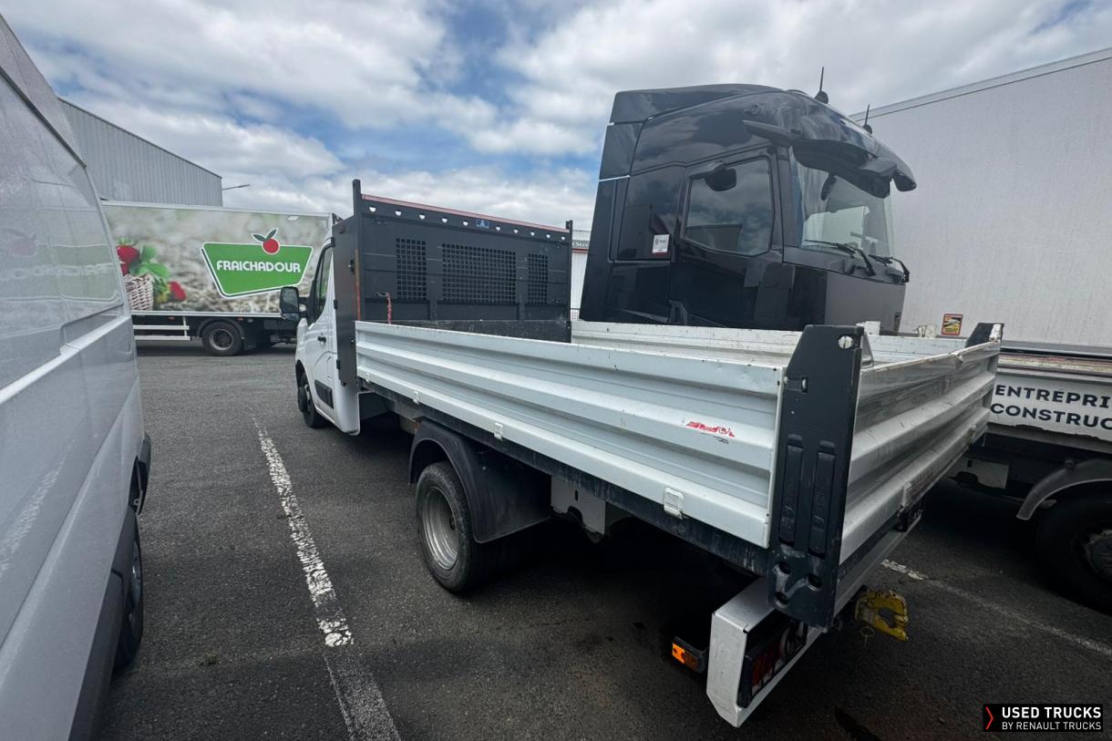 Renault Master 145
