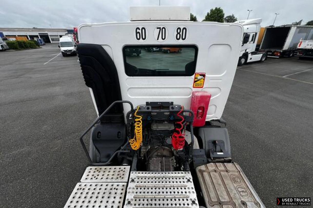 Renault Trucks D Wide 430