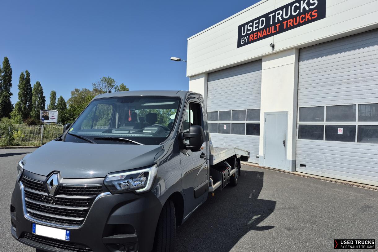 Renault Master 145