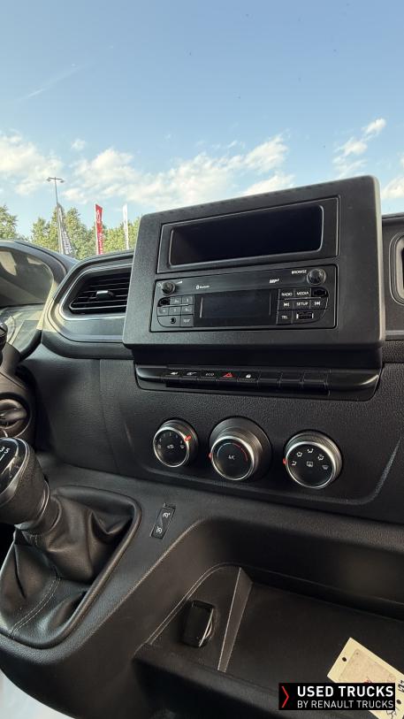 Renault Master 145