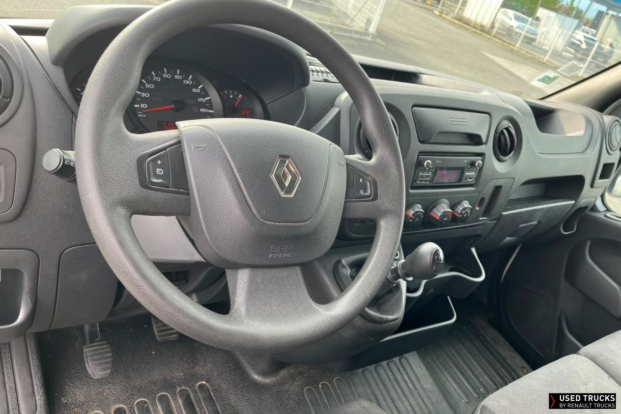 Renault Trucks Master 145