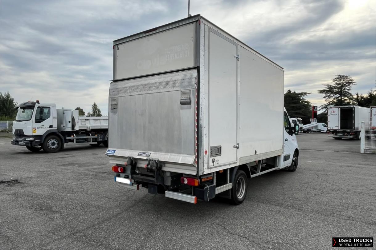 Renault Trucks Master 145