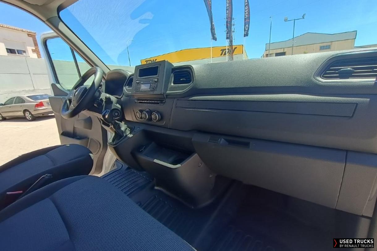 Renault Trucks Master 135