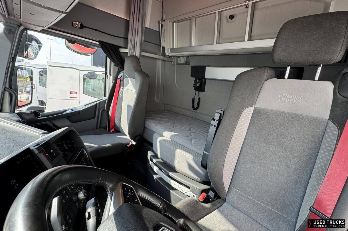Renault Trucks T High 