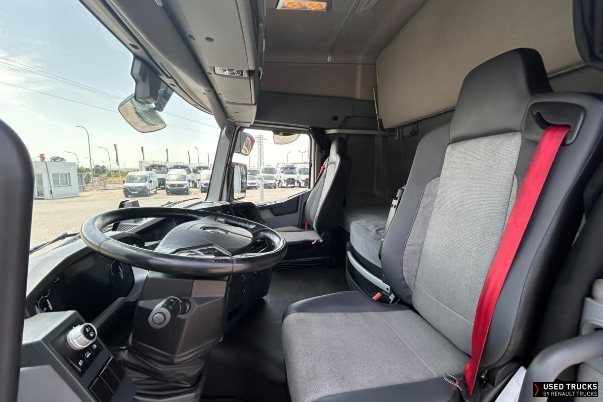 Renault Trucks T 480