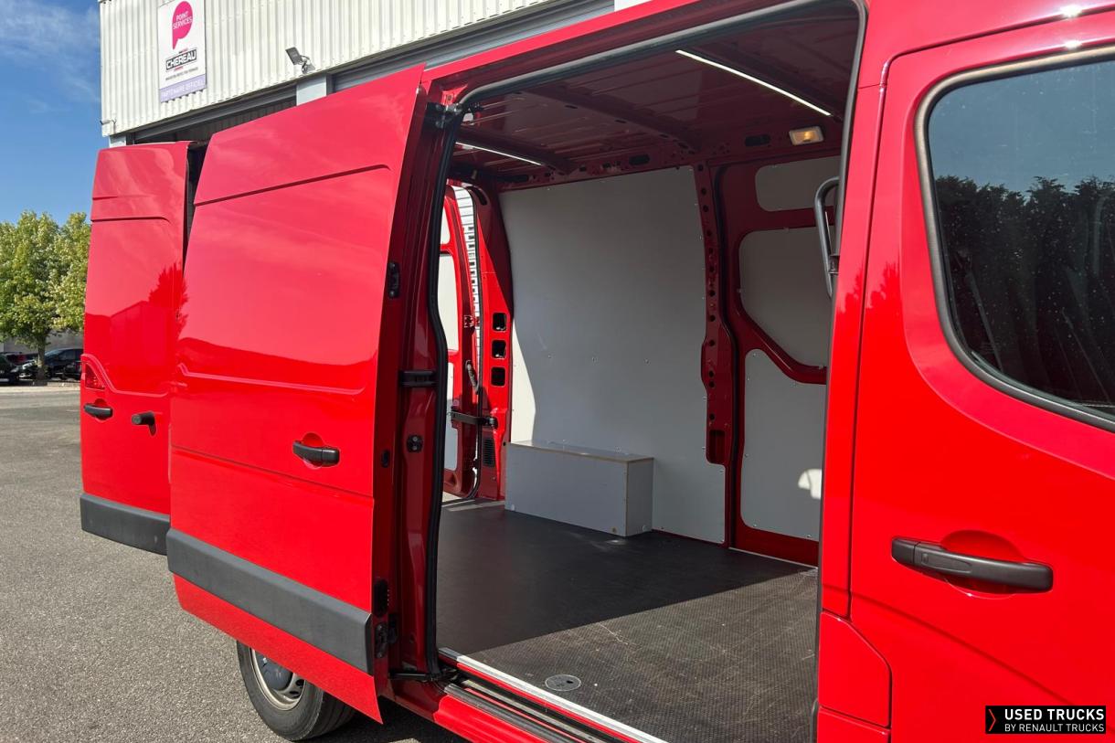 Renault Trucks Master 145