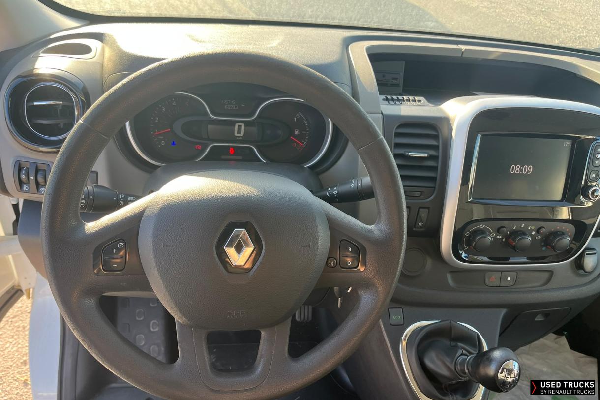 Renault Trucks Trafic 145