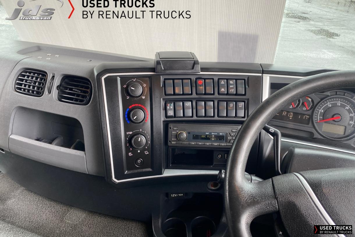 Renault Trucks D Wide 320