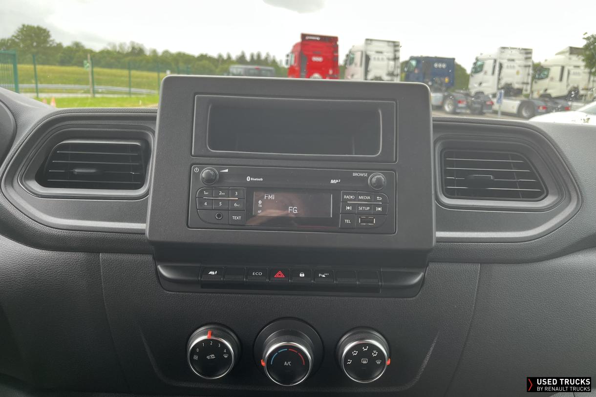 Renault Master 130